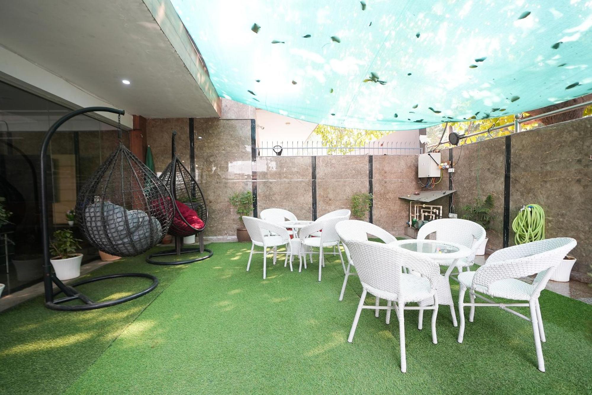 Tanvi Premium Residency Near Artemis Hospital, Gurugram Hotel Gurgaon Exterior foto