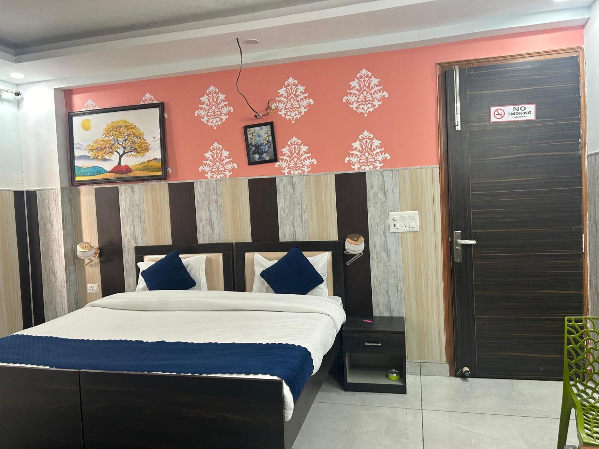Tanvi Premium Residency Near Artemis Hospital, Gurugram Hotel Gurgaon Exterior foto